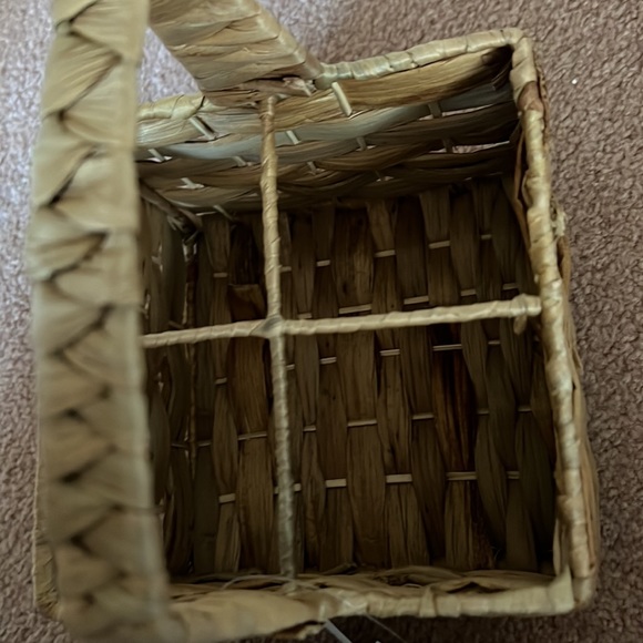 NWT Hyacinth Utensil Caddy - Picture 2 of 4